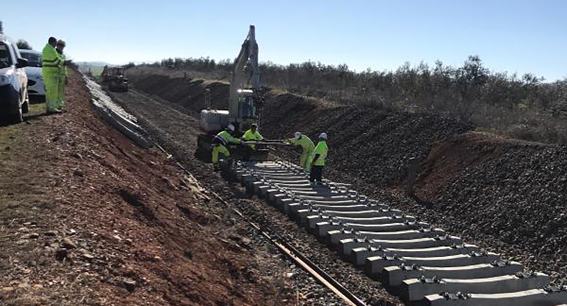 2,7 millones de euros para mejorar once trincheras de la línea Zafra-Huelva