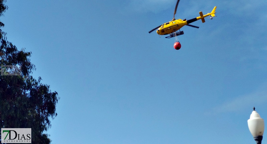 La Junta contratará 9 helicópteros para la lucha contra incendios forestales por 8 millones de euros