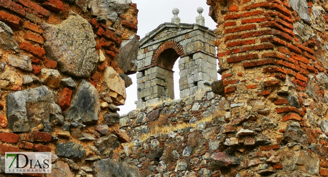 Convento franciscano de Santa María de Jesús en Salvatierra de los Barros