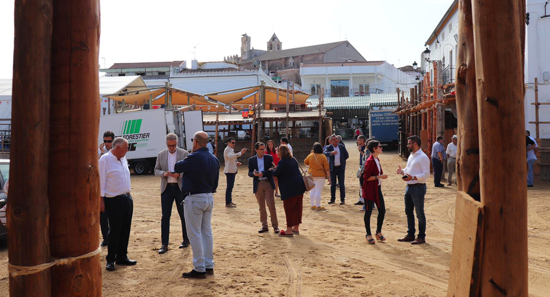 El presidente de la Diputación de Badajoz visita varias obras en Segura del León