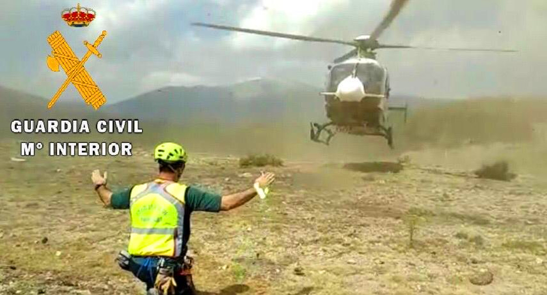 Rescatan en helicóptero a un senderista exhausto y desorientado en el Jerte