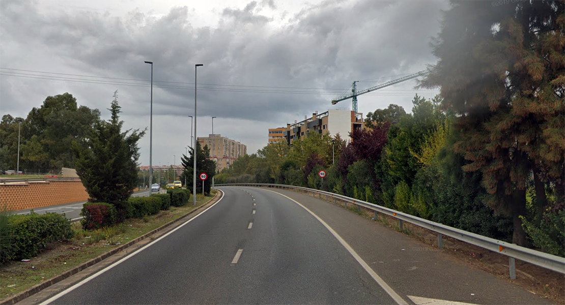 Herido en Cáceres tras caerse de su moto