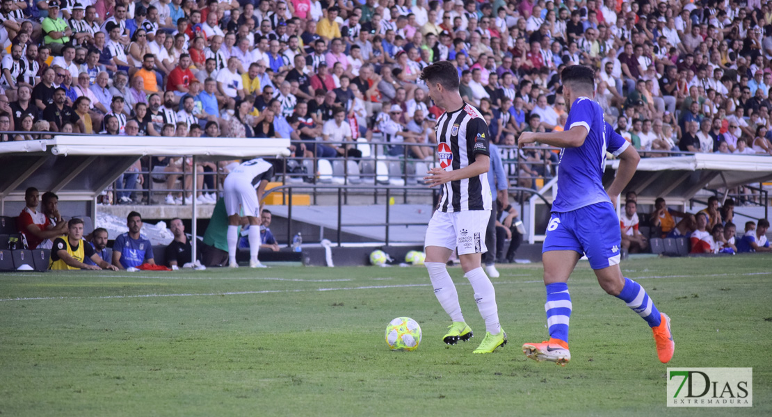 Imágenes del CD. Badajoz 1 - 2 San Fernando