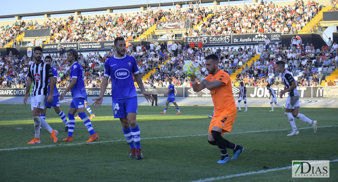 Imágenes del CD. Badajoz 1 - 2 San Fernando