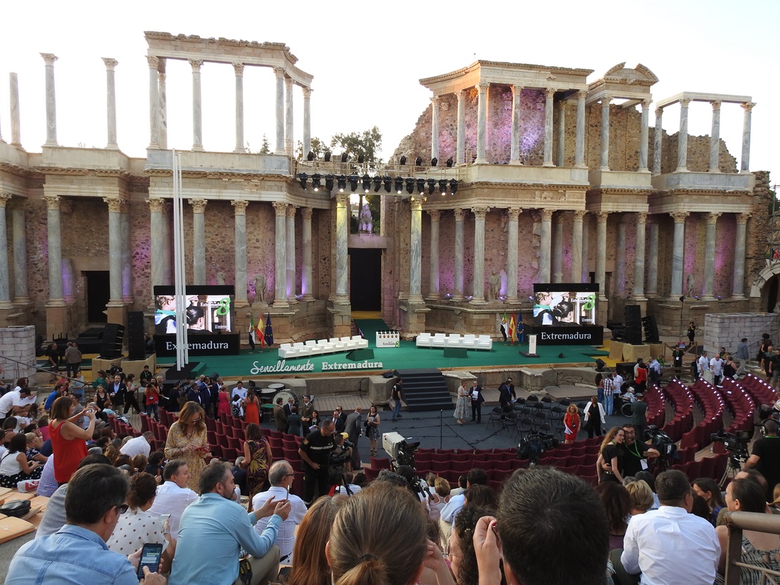 Imágenes del acto de entrega de las Medallas de Extremadura 2019