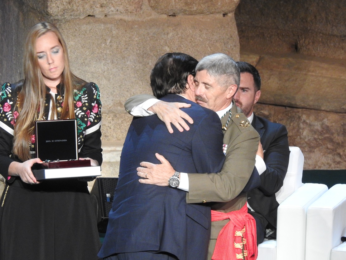 Imágenes del acto de entrega de las Medallas de Extremadura 2019