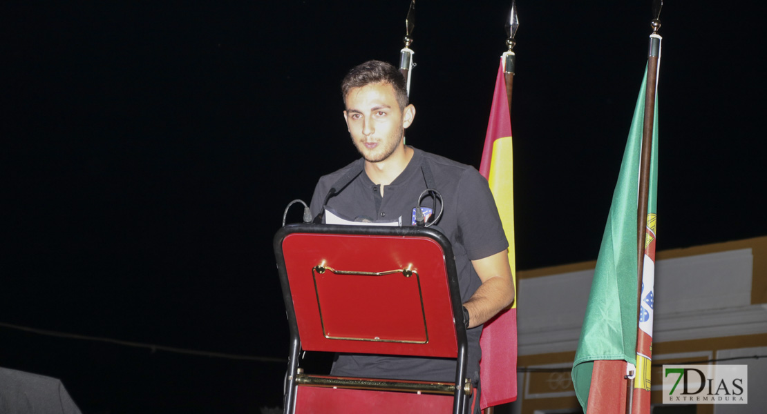 Imágenes del acto inaugural del V Torneo de fútbol infantil Ciudad de Talavera la Real