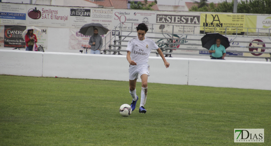 Imágenes de la 1ª jornada del V Torneo Internacional de fútbol infantil Ciudad de Talavera la Real