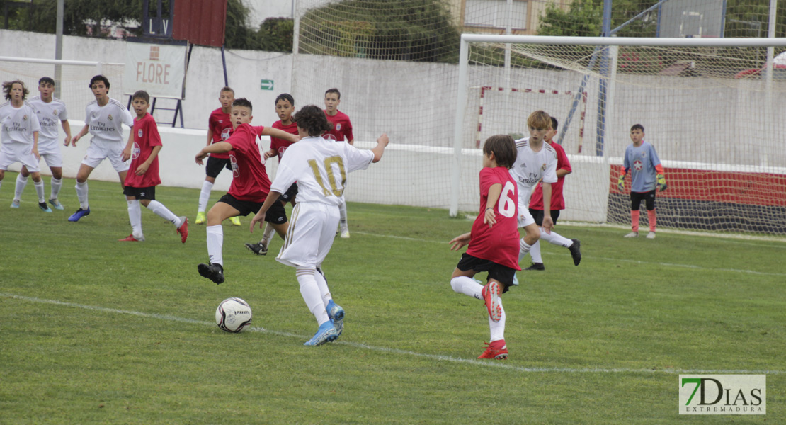 Imágenes de la 1ª jornada del V Torneo Internacional de fútbol infantil Ciudad de Talavera la Real