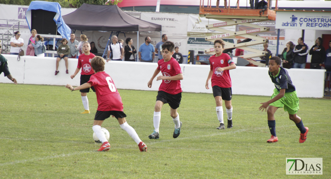 Imágenes del último día del V Torneo Internacional de fútbol infantil Ciudad de Talavera