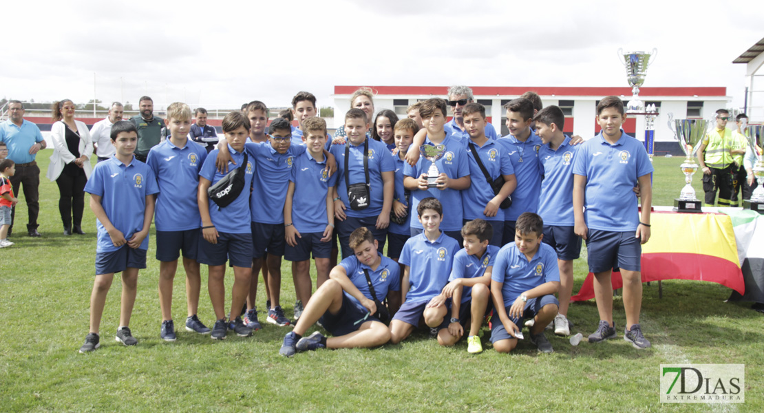 Imágenes del último día del V Torneo Internacional de fútbol infantil Ciudad de Talavera