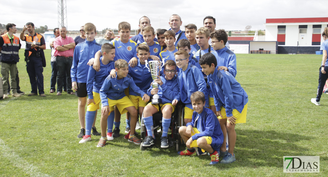 Imágenes del último día del V Torneo Internacional de fútbol infantil Ciudad de Talavera