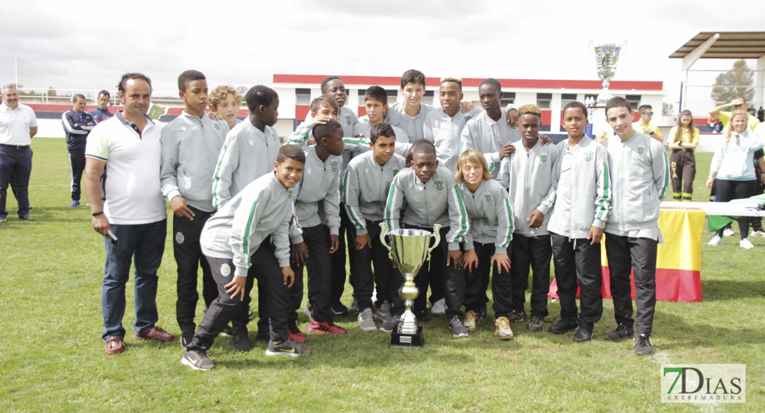 Imágenes del último día del V Torneo Internacional de fútbol infantil Ciudad de Talavera