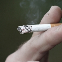 ¿Se puede dejar de fumar sin engordar?