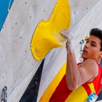 El extremeño Alberto Ginés bronce en el Campeonato del Mundo de Escalada