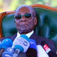 Fallece el expresidente de Zimbabue Robert Mugabe
