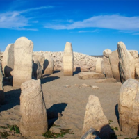 Trabajo conjunto para recuperar el Dolmen de Guadalperal