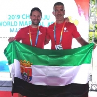 Los extremeños Marín y Ayala se quedan a un paso del podio en el Mundial de Kata