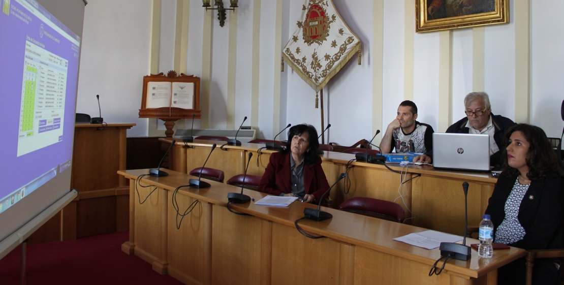 Sorteo de mesas electorales en Mérida para las elecciones del 10-N