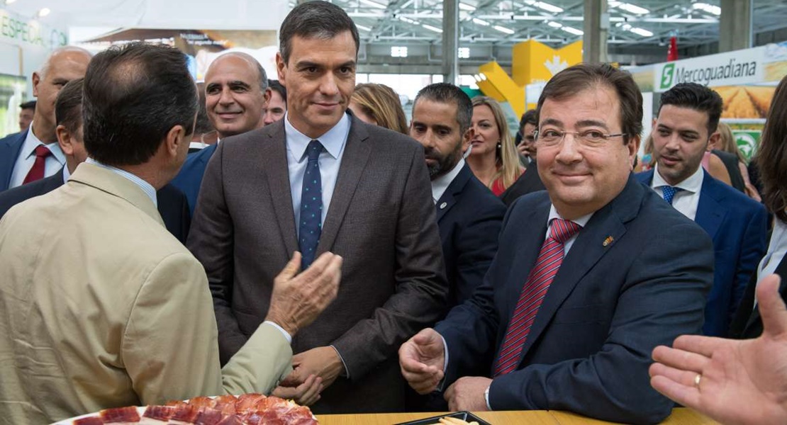 Pedro Sánchez confunde el jamón serrano con el ibérico en la Feria de Zafra