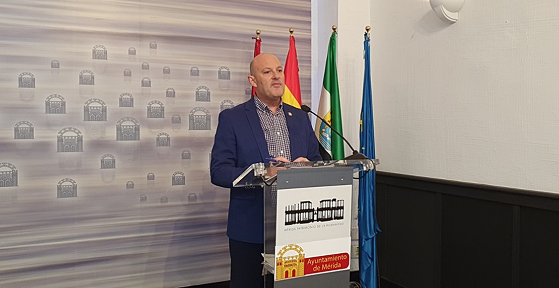 Fuster: “Nogales solo atiende a lo que le diga Monago”
