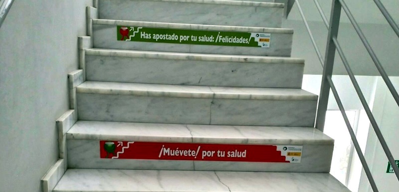 El uso de las escaleras como ejercicio físico saludable en centros sanitarios y educativos