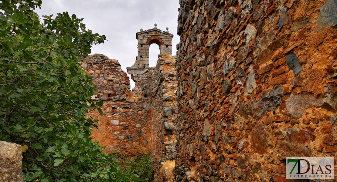Venden la parcela del convento Franciscano de Salvatierra para la “construcción de un chalet”