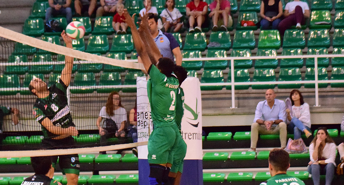 Lucas de Sousa, del Cáceres Voleibol, vuelve al septeto ideal de la jornada