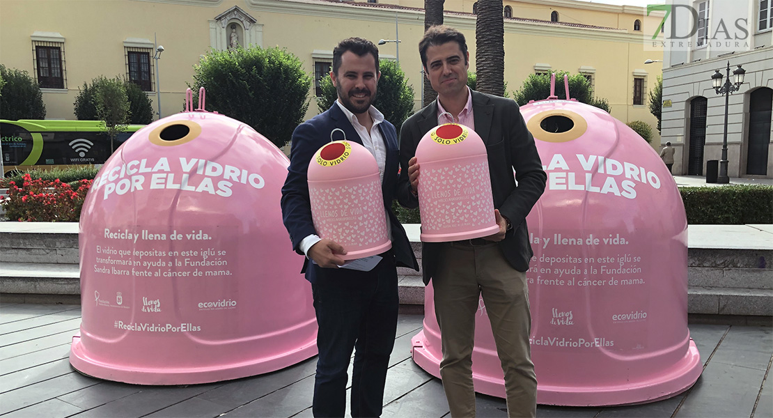 Comienza en Badajoz la campaña ‘Recicla vidrio por ellas’ para contribuir en la lucha contra el cáncer de mama