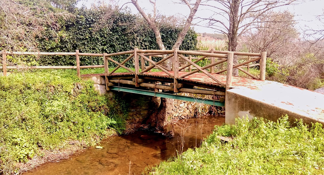 El puente internacional más corto del mundo es extremeño