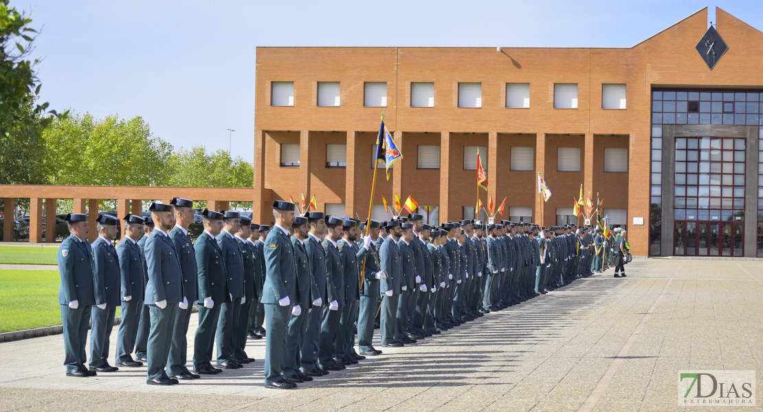 GALERÍA - La Guardia Civil celebra el día de su patrona en la escuela de tráfico de Mérida