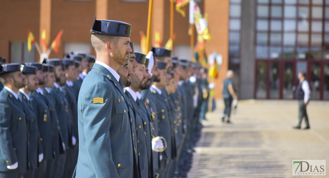 GALERÍA - La Guardia Civil celebra el día de su patrona en la escuela de tráfico de Mérida