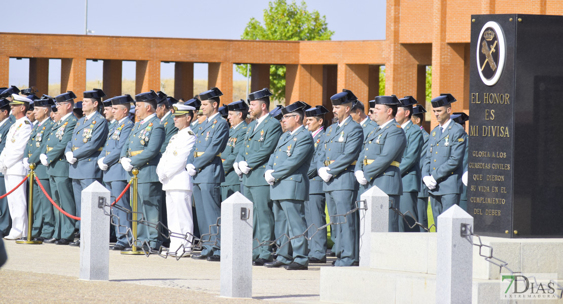 GALERÍA - La Guardia Civil celebra el día de su patrona en la escuela de tráfico de Mérida