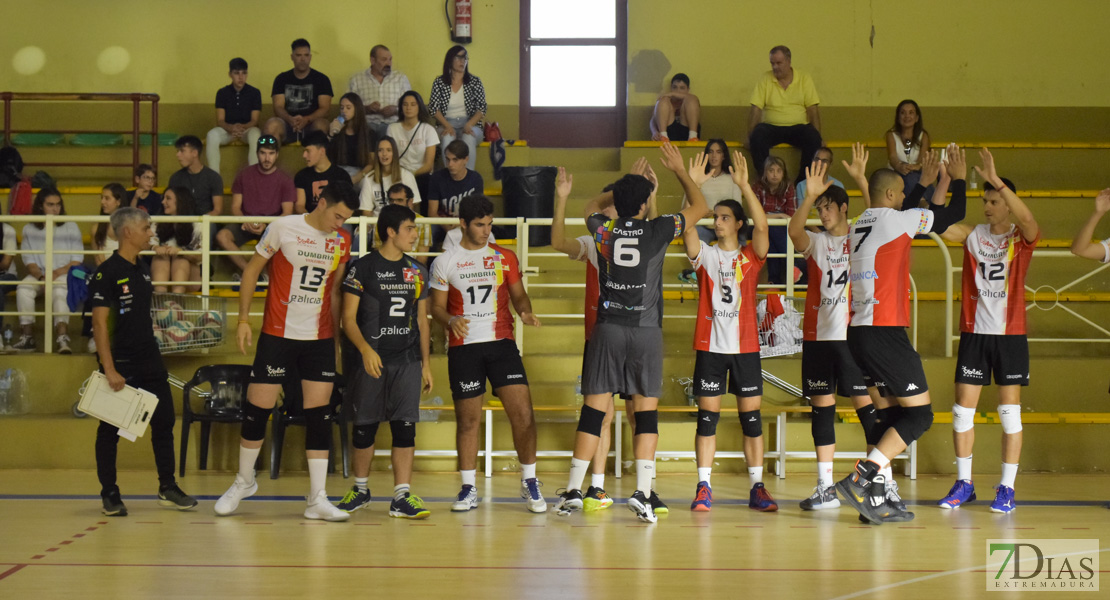 Imágenes del Pacense Voleibol 1-3 Dumbría