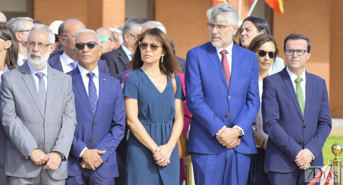 GALERÍA - La Guardia Civil celebra el día de su patrona en la escuela de tráfico de Mérida