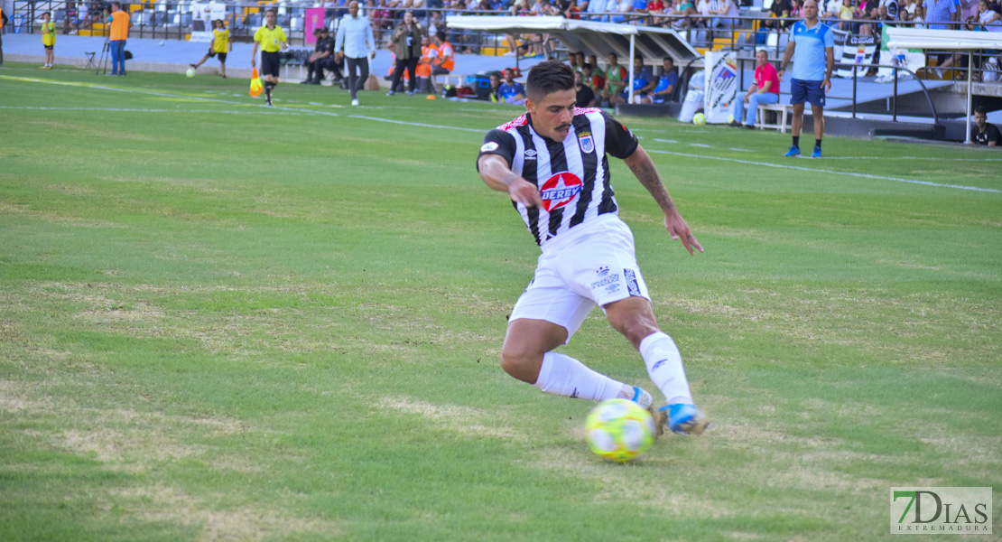 Imágenes del CD. Badajoz 3 - 2 CP. Villarobledo