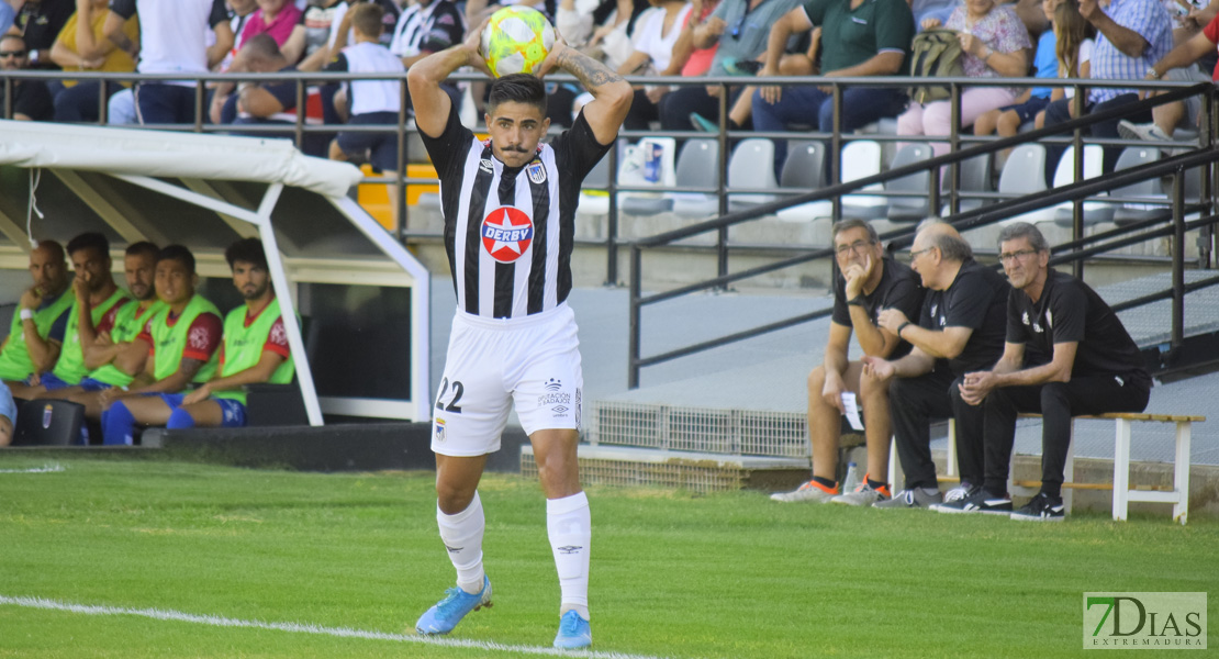 Imágenes del CD. Badajoz 3 - 2 CP. Villarobledo