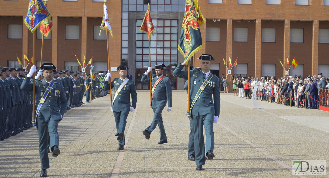 GALERÍA - La Guardia Civil celebra el día de su patrona en la escuela de tráfico de Mérida