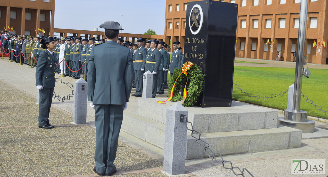 GALERÍA - La Guardia Civil celebra el día de su patrona en la escuela de tráfico de Mérida