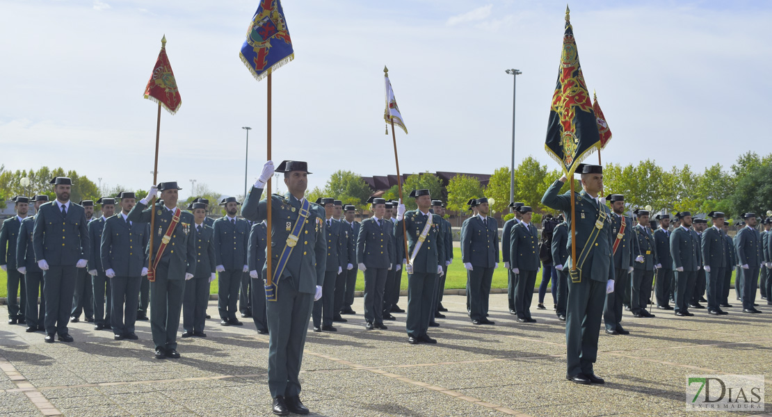 GALERÍA - La Guardia Civil celebra el día de su patrona en la escuela de tráfico de Mérida