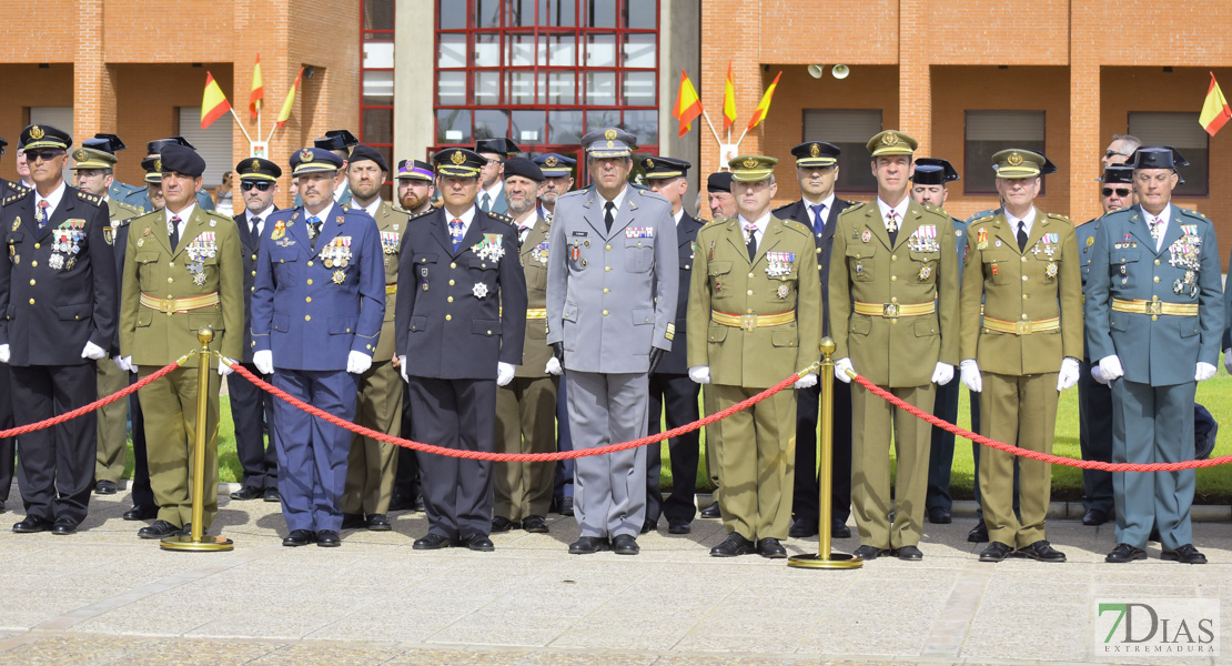 GALERÍA - La Guardia Civil celebra el día de su patrona en la escuela de tráfico de Mérida