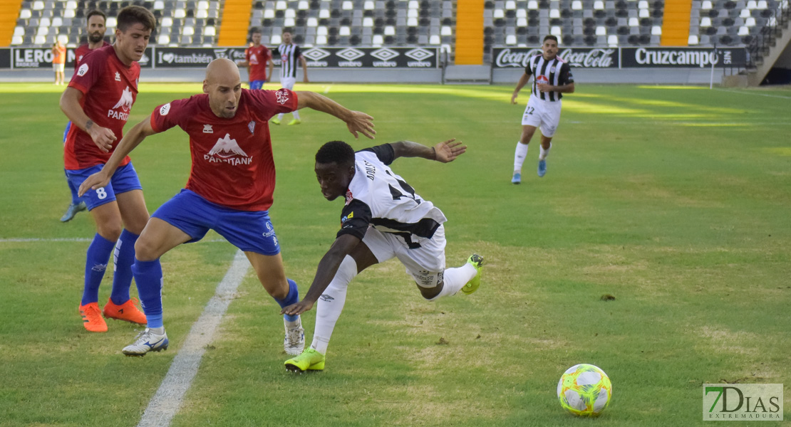 Imágenes del CD. Badajoz 3 - 2 CP. Villarobledo