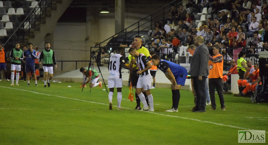 Imágenes del CD. Badajoz 1-1 Mérida AD