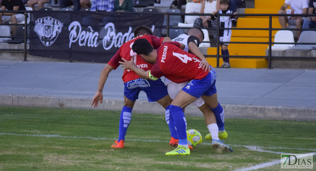 Imágenes del CD. Badajoz 3 - 2 CP. Villarobledo