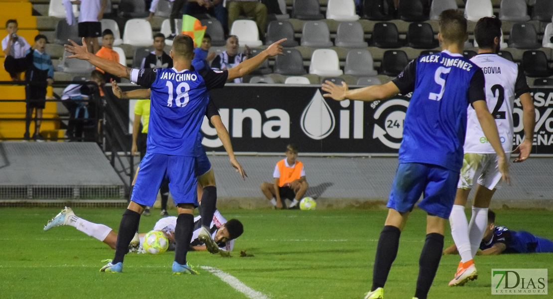 Imágenes del CD. Badajoz 1-1 Mérida AD