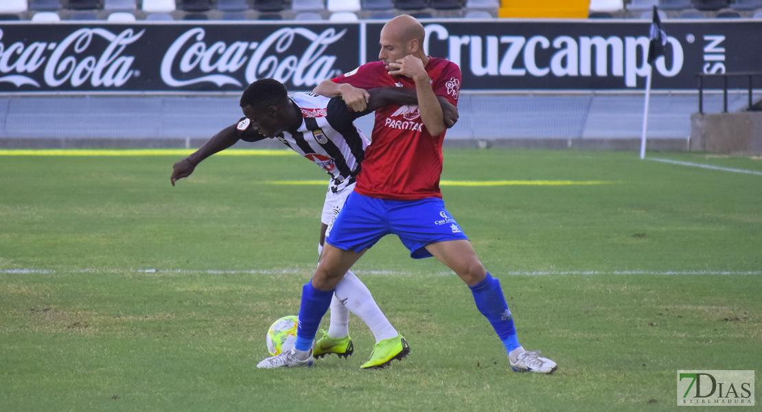 Imágenes del CD. Badajoz 3 - 2 CP. Villarobledo