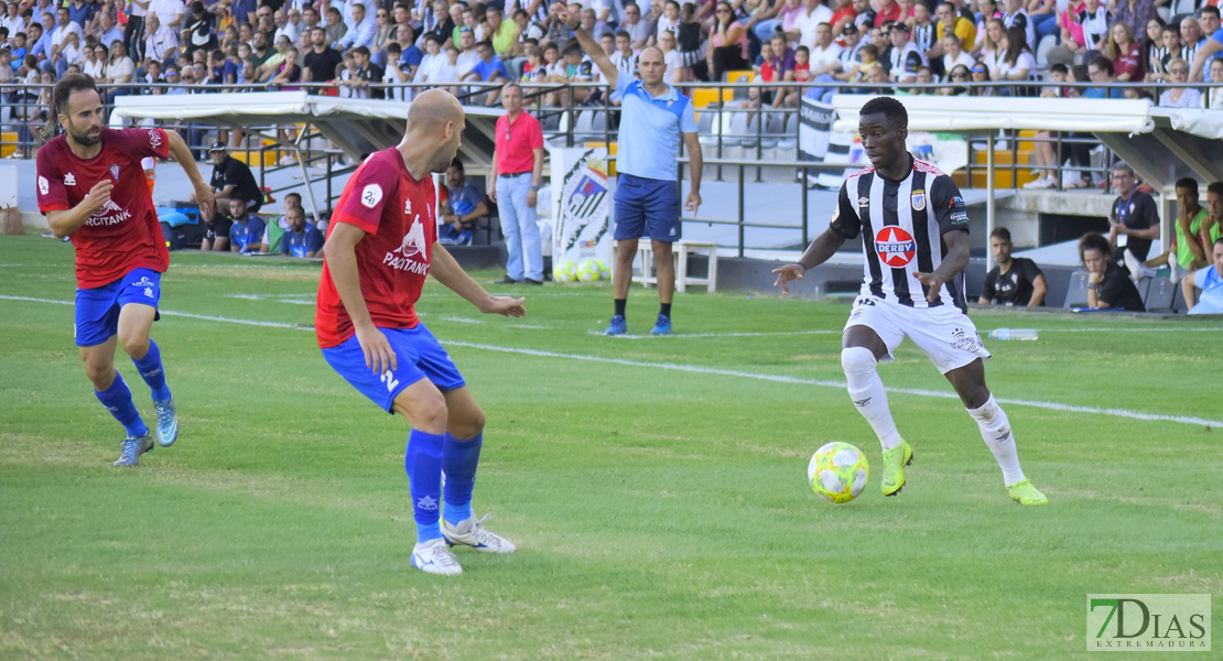 Imágenes del CD. Badajoz 3 - 2 CP. Villarobledo