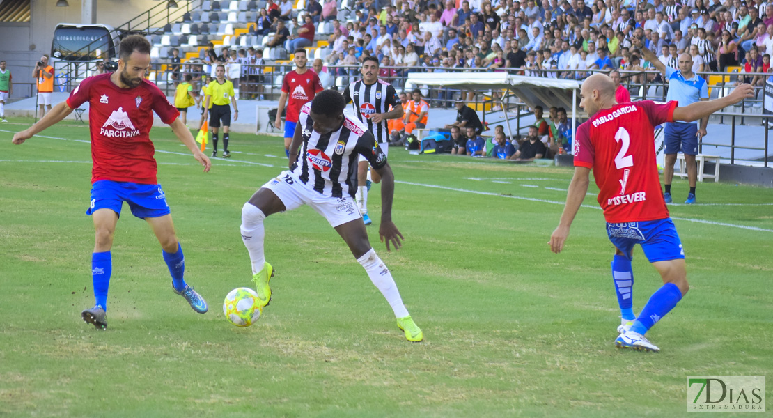 Imágenes del CD. Badajoz 3 - 2 CP. Villarobledo