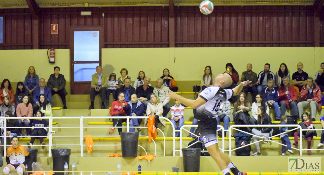 Imágenes del Pacense Voleibol - Arona Paradise Park