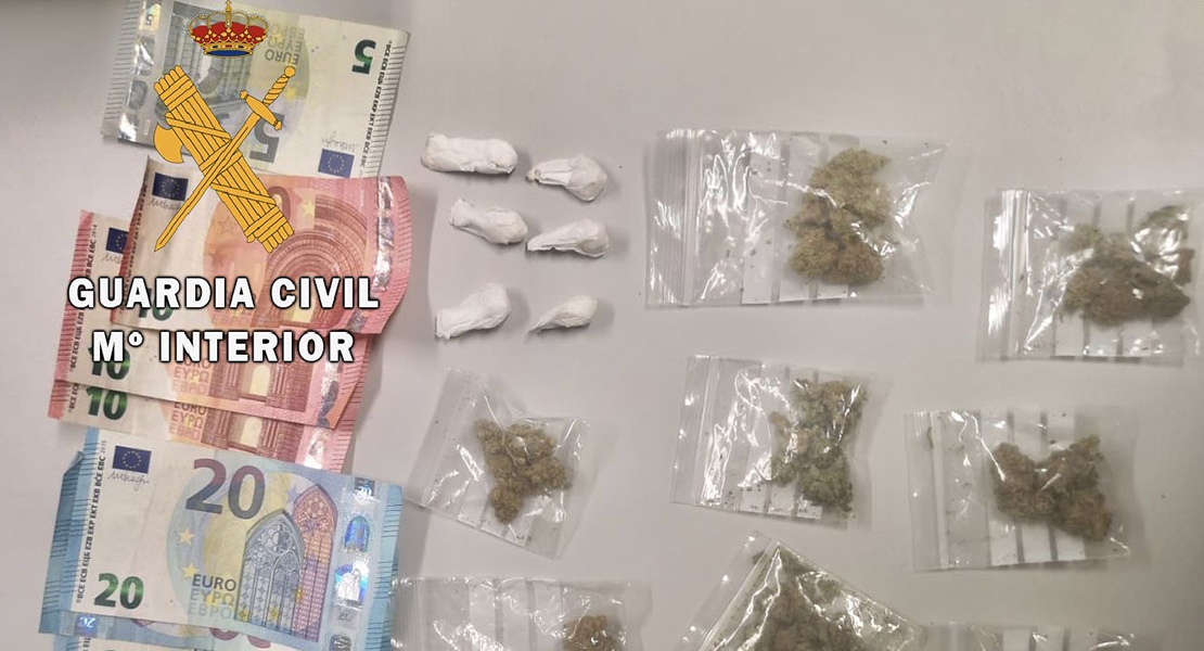 Detienen a dos jóvenes por traficar con drogas en Trujillo y Losar de la Vera